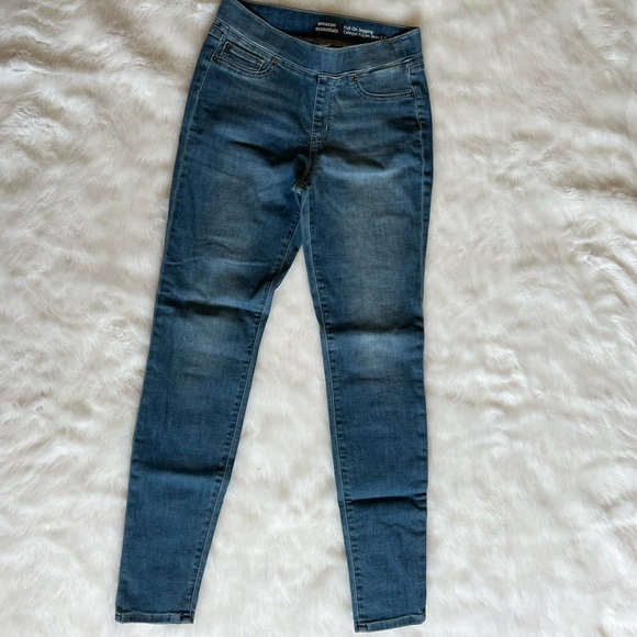 Pull on Jeggings - Picture 2 of 8